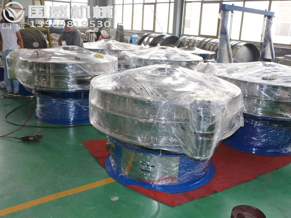 ��ӺY�x�CƷ���Ă���